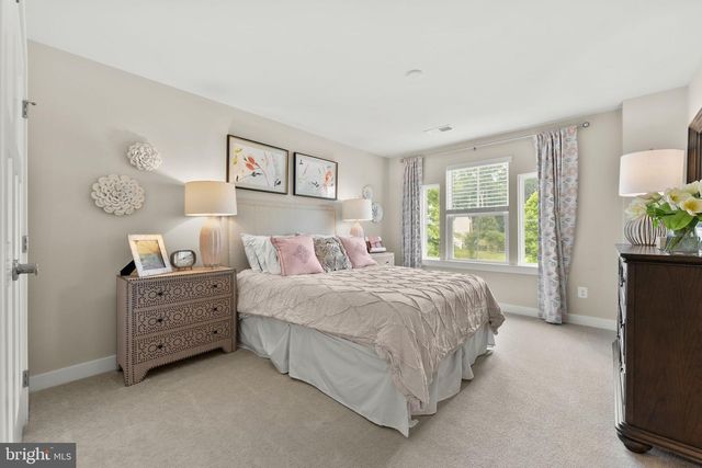 7795 WARRENTON CHASE DR, Warrenton, VA 20187