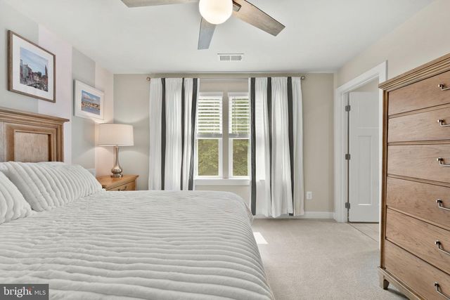 7795 WARRENTON CHASE DR, Warrenton, VA 20187