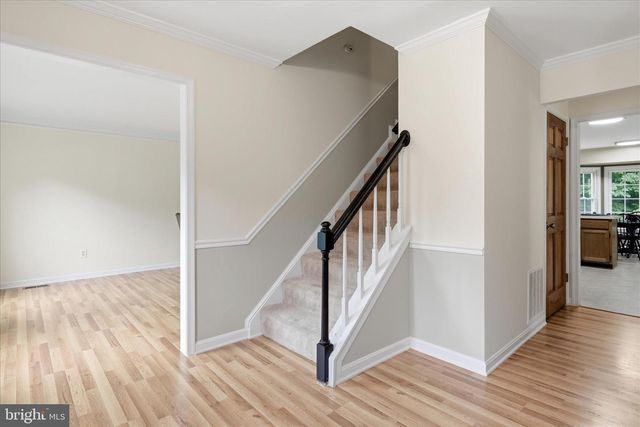 12014 SUGARLAND VALLEY DR, Herndon, VA 20170