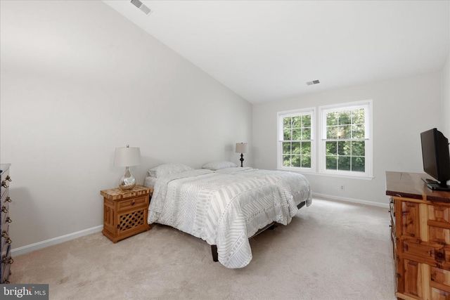 12014 SUGARLAND VALLEY DR, Herndon, VA 20170