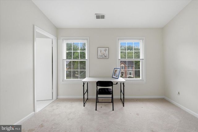 12014 SUGARLAND VALLEY DR, Herndon, VA 20170