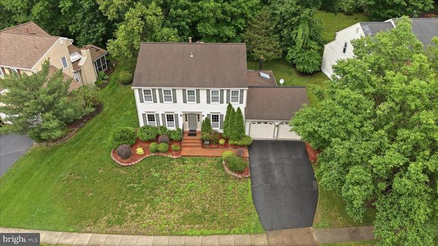 12014 SUGARLAND VALLEY DR, Herndon, VA 20170