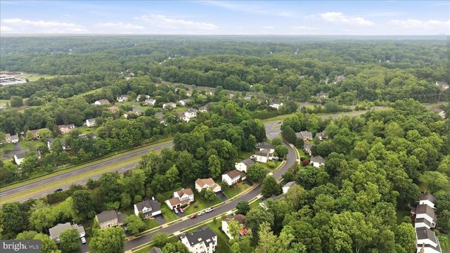 12014 SUGARLAND VALLEY DR, Herndon, VA 20170