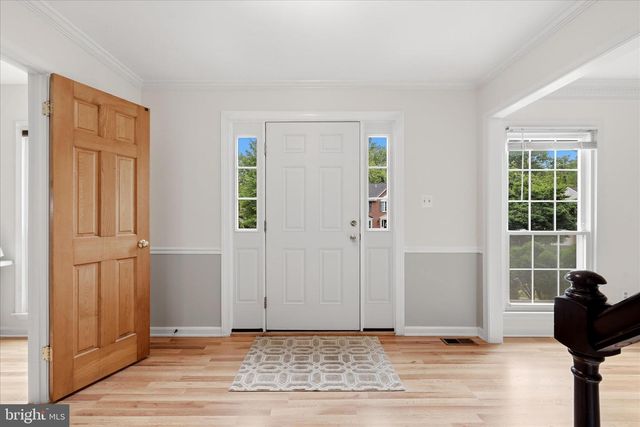 12014 SUGARLAND VALLEY DR, Herndon, VA 20170