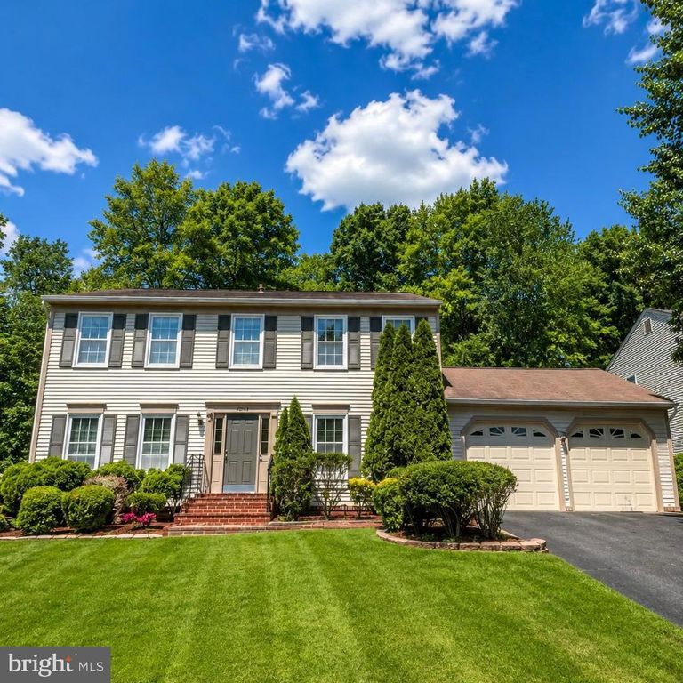 12014 SUGARLAND VALLEY DR, Herndon, VA 20170