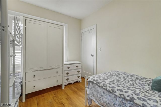 241 Rea Ave, Hawthorne Boro, NJ 07506