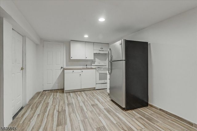 241 Rea Ave, Hawthorne Boro, NJ 07506