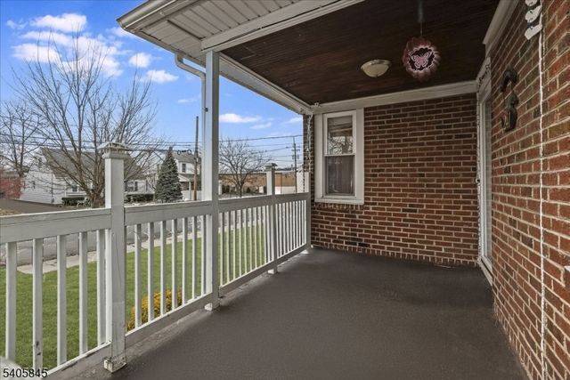 241 Rea Ave, Hawthorne Boro, NJ 07506