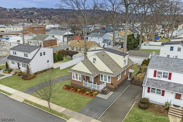 241 Rea Ave, Hawthorne Boro, NJ 07506