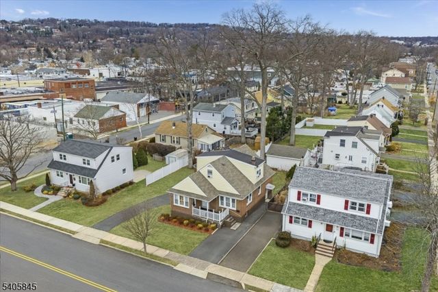 241 Rea Ave, Hawthorne Boro, NJ 07506