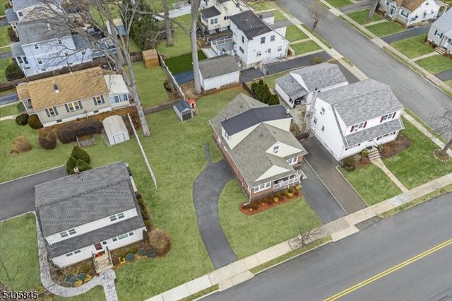 241 Rea Ave, Hawthorne Boro, NJ 07506