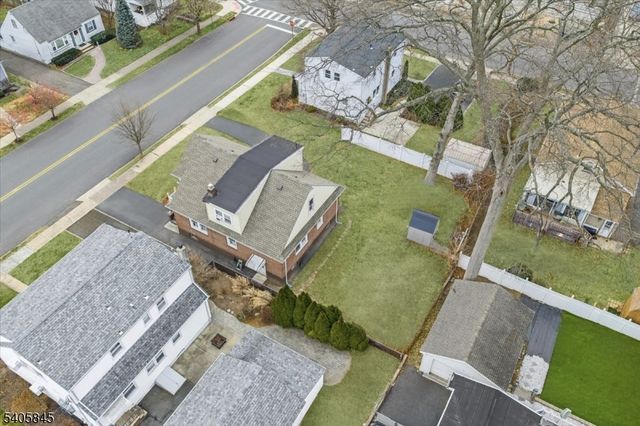 241 Rea Ave, Hawthorne Boro, NJ 07506