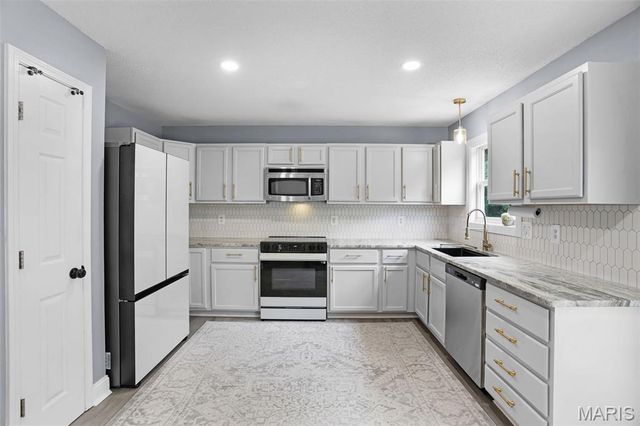 3858 Country Club Drive, Imperial, MO 63052