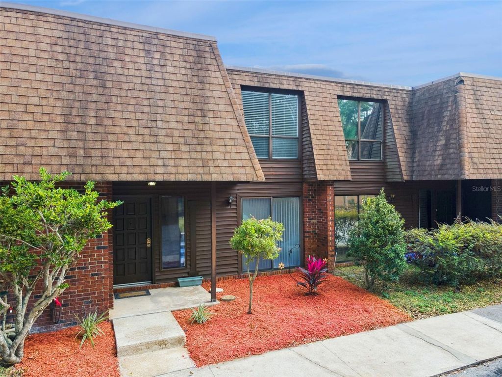 1836 N CRYSTAL LAKE DRIVE, Lakeland, FL 33801