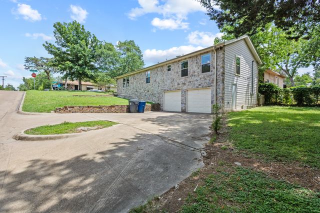 1303 Arizona Avenue, Dallas, TX 75216