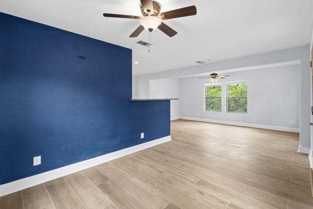 1303 Arizona Avenue, Dallas, TX 75216