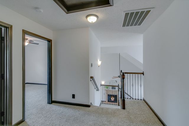 1385 Mountain Way, Clarksville, TN 37043