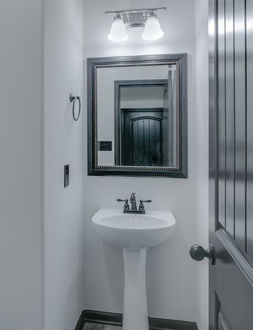 1385 Mountain Way, Clarksville, TN 37043