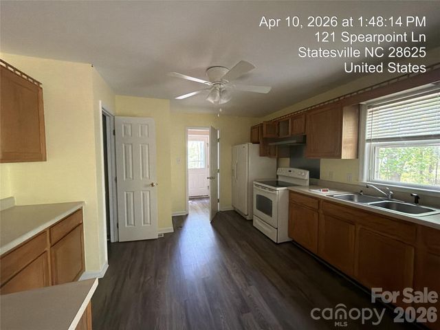 121 Spearpoint Lane 13, Statesville, NC 28625