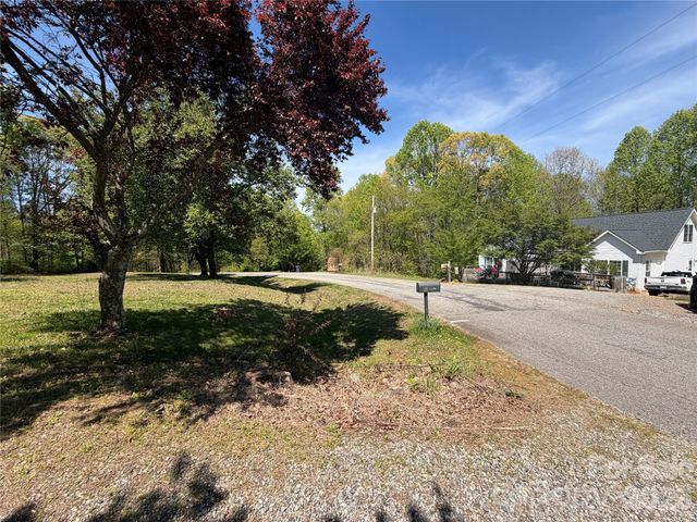 121 Spearpoint Lane 13, Statesville, NC 28625