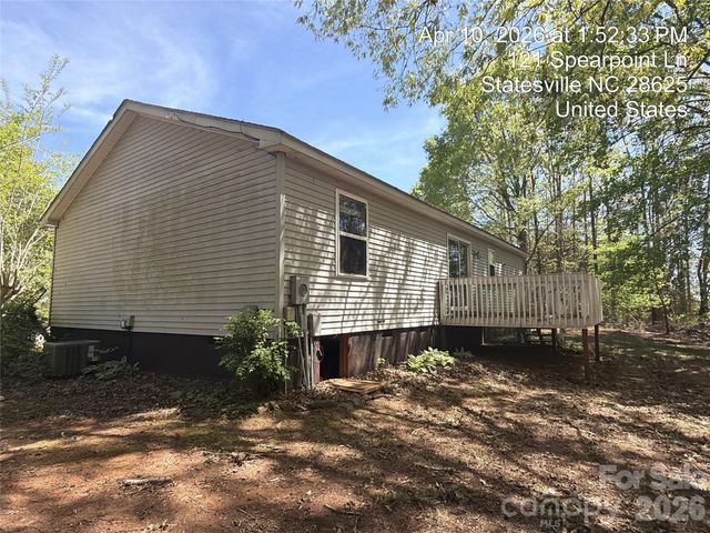 121 Spearpoint Lane 13, Statesville, NC 28625