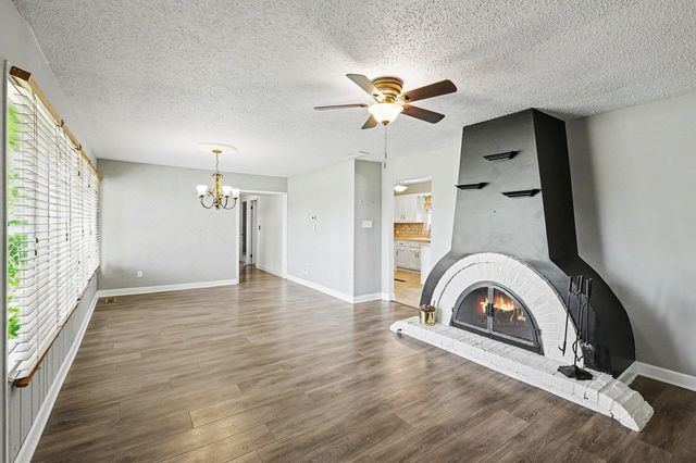 521 Rust Park Drive, Grand Blanc, MI 48439