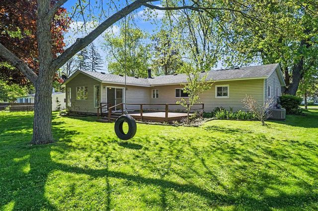 521 Rust Park Drive, Grand Blanc, MI 48439