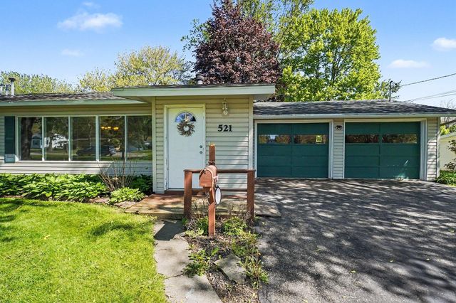 521 Rust Park Drive, Grand Blanc, MI 48439