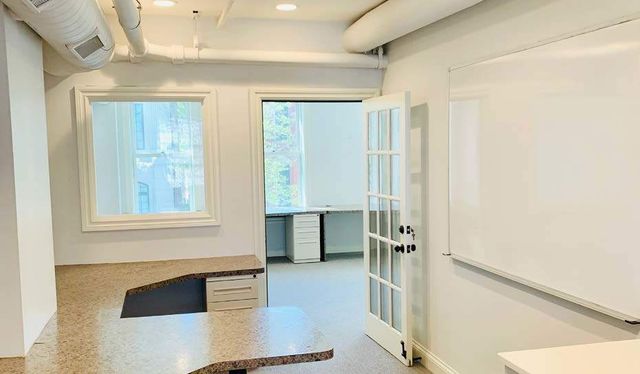 1727 N Burling Street, Chicago, IL 60614