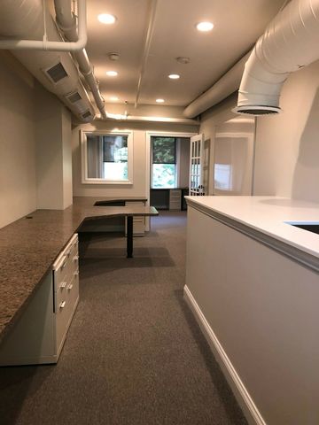 1727 N Burling Street, Chicago, IL 60614