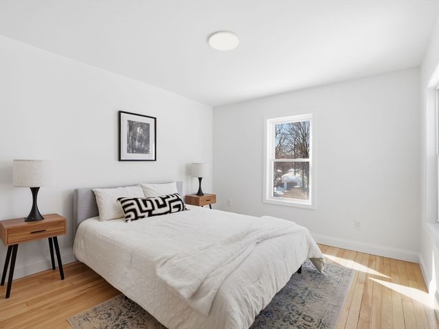 47 Hale St, Leominster, MA 01453