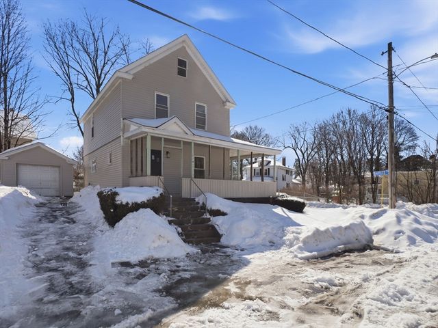 47 Hale St, Leominster, MA 01453