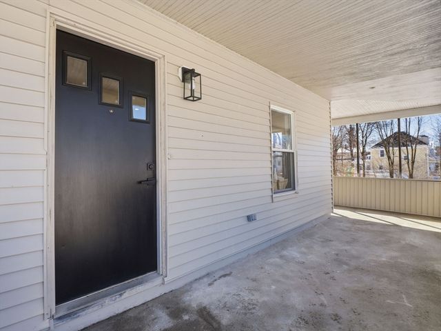 47 Hale St, Leominster, MA 01453