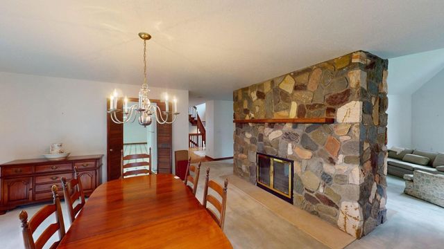 251 WOLF POINT Drive, Erie, PA 16505