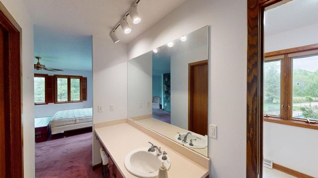 251 WOLF POINT Drive, Erie, PA 16505