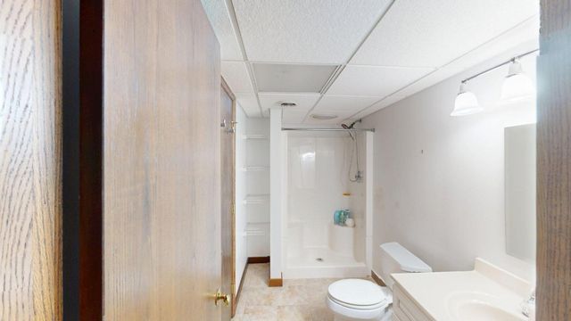 251 WOLF POINT Drive, Erie, PA 16505