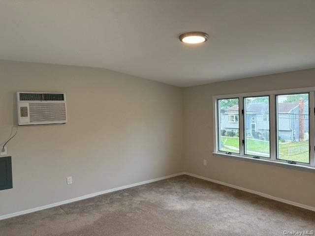 381 N Clinton Avenue, Lindenhurst, NY 11757