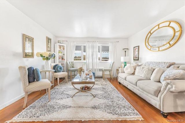 4227 Baychester Avenue, Bronx, NY 10466