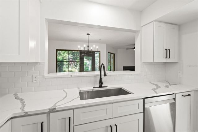 1933 SAINT ANDREWS PLACE 1933, Longwood, FL 32779