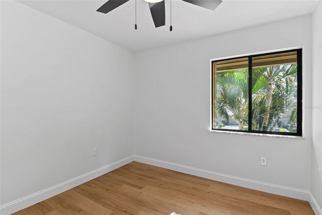 1933 SAINT ANDREWS PLACE 1933, Longwood, FL 32779