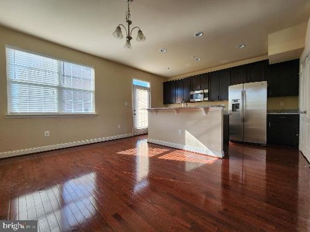22623 SWEETSPIRE DR, Clarksburg, MD 20871