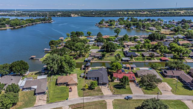 3801 Quail Run, Granbury, TX 76049