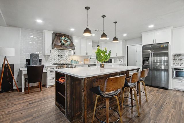 3801 Quail Run, Granbury, TX 76049