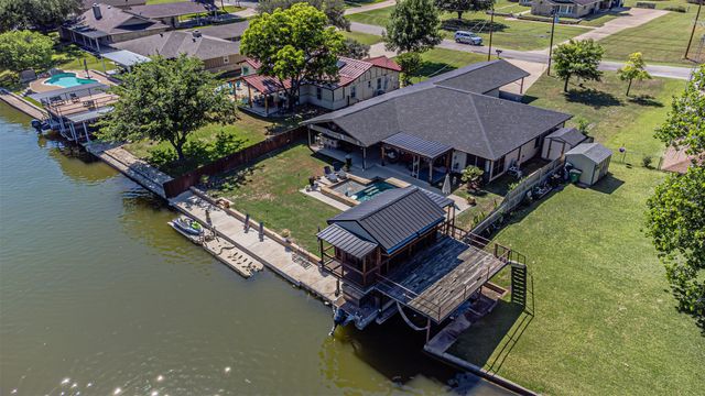 3801 Quail Run, Granbury, TX 76049