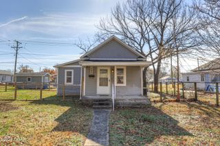 1324 E Hill Street, Joplin, MO 64801