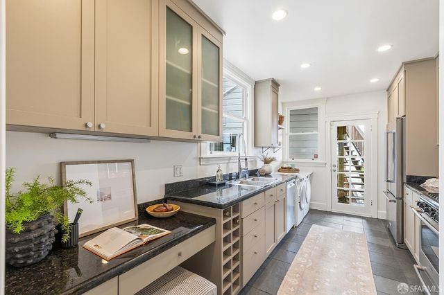 146 Beaver Street, San Francisco, CA 94114