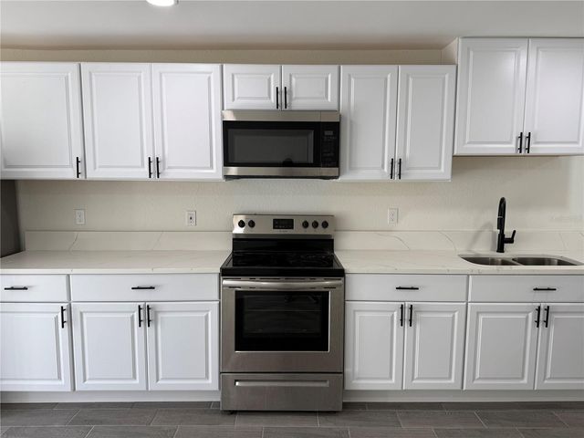 3319 12TH STREET COURT E, Bradenton, FL 34208