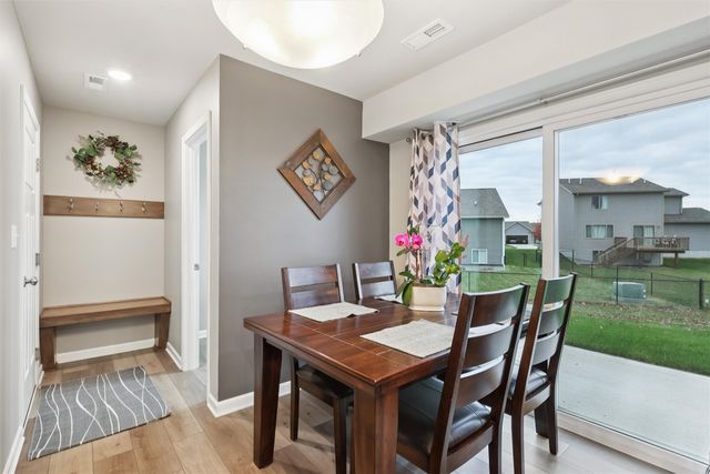 2812 NW 23rd Street, Ankeny, IA 50023