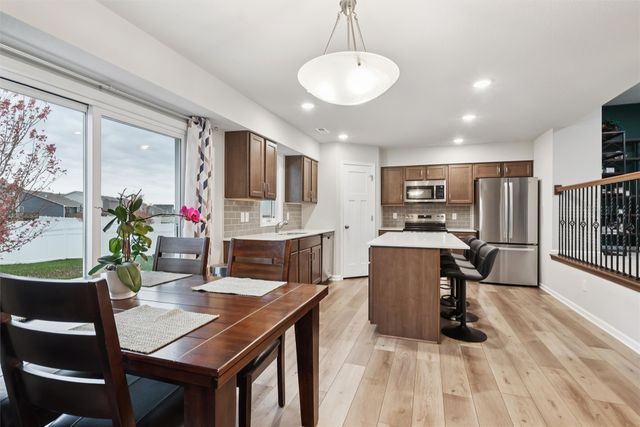 2812 NW 23rd Street, Ankeny, IA 50023