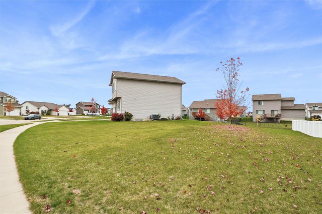 2812 NW 23rd Street, Ankeny, IA 50023
